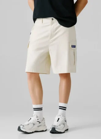 Bermudas cargo de corte reto