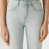 Bermudas de ganga de corte justo Bermudas de ganga de corte justo