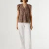 Blusa com decote em V e folhos