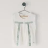 Blusa com detalhes bordados