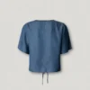 Blusa com detalhes bordados Blusa com detalhes bordados