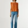 Blusa com detalhes plissados