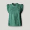 Blusa com detalhes plissados