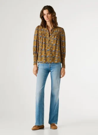 Blusa com estampado floral