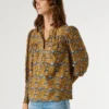 Blusa com estampado floral Blusa com estampado floral