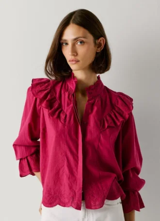 Blusa com folhos fluidos Blusa com folhos fluidos