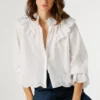 Blusa com folhos fluidos Blusa com folhos fluidos