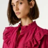 Blusa com folhos fluidos Blusa com folhos fluidos