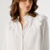 Blusa com folhos fluidos Blusa com folhos fluidos