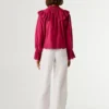Blusa com folhos fluidos Blusa com folhos fluidos