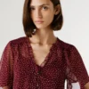Blusa de chiffon com padrão de bolinhas Blusa de chiffon com padrão de bolinhas