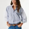 Blusa de popelina às riscas