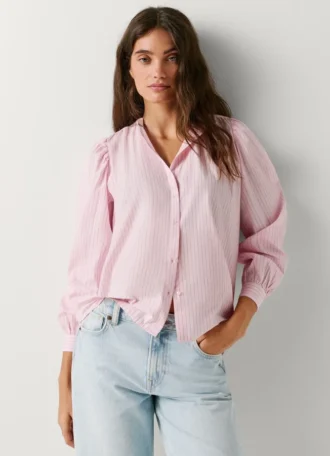 Blusa de popelina às riscas