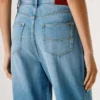Calças de ganga de cintura alta e corte largo – Addison Calças de ganga de cintura alta e corte largo – Addison