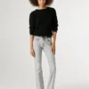 Calças de ganga de cintura média e corte bootcut – Piper Calças de ganga de cintura média e corte bootcut – Piper