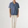 Camisa com gola cubana Camisa com gola cubana