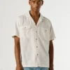 Camisa com gola cubana Camisa com gola cubana