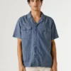Camisa com gola cubana Camisa com gola cubana