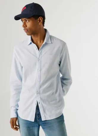 Camisa de corte regular tingida