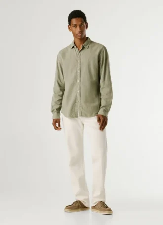 Camisa de corte regular tingida