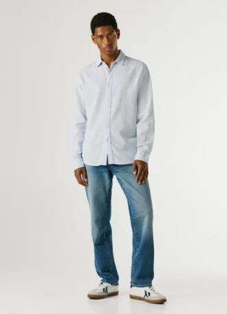 Camisa de corte regular tingida
