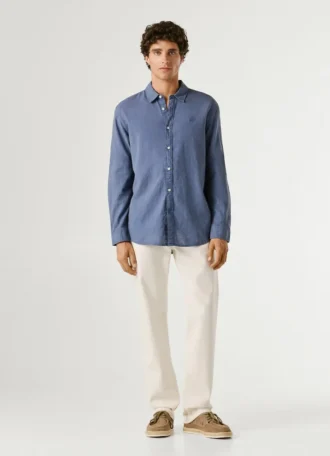 Camisa de corte regular tingida