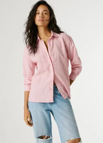 Camisa às riscas de corte descontraído
