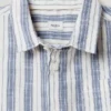 Camisa às riscas de corte descontraído