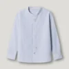 Camisa às riscas de corte descontraído