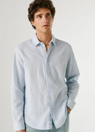 Camisa às riscas de corte regular