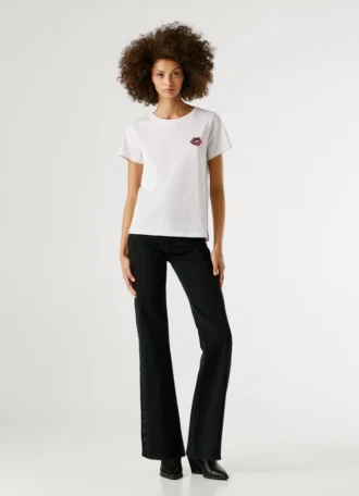 Camiseta com estampa artística