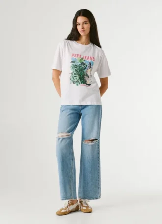 Camiseta com estampa artística