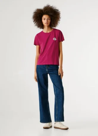 Camiseta com estampa artística
