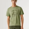 Camiseta com estampa artística Camiseta com estampa artística