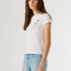 Camiseta com estampa artística Camiseta com estampa artística