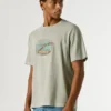Camiseta com estampa artística Camiseta com estampa artística