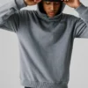 Camisola com capuz de corte regular Camisola com capuz de corte regular