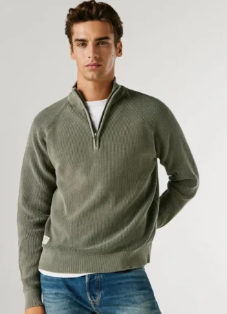 Camisola de gola alta com meio fecho Camisola de gola alta com meio fecho