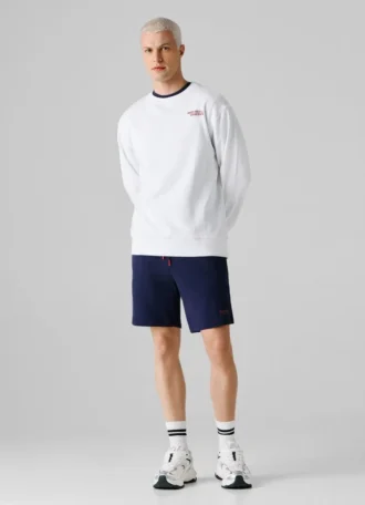 Camisola de gola redonda com corte regular