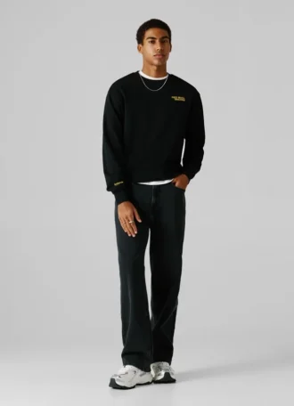 Camisola de gola redonda com corte regular