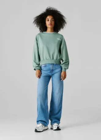 Camisola de gola redonda com corte regular