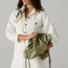 Mala Hobo com efeito de couro Mala Hobo com efeito de couro