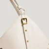 Mala Tote com Efeito de Couro e Tachas Mala Tote com Efeito de Couro e Tachas