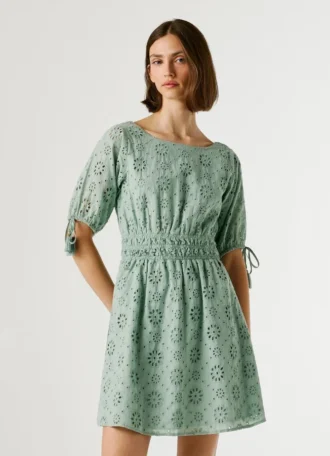 Mini-vestido com detalhes em renda