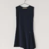 Mini-vestido com gola redonda