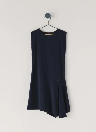 Mini-vestido com gola redonda