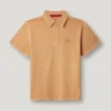 Polo de corte regular tingido na peça