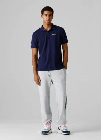Polo em piqué de corte descontraído