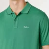 Polo em piqué tingida na peça Polo em piqué tingida na peça