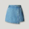 Saia-calça em ganga de corte regular Saia-calça em ganga de corte regular